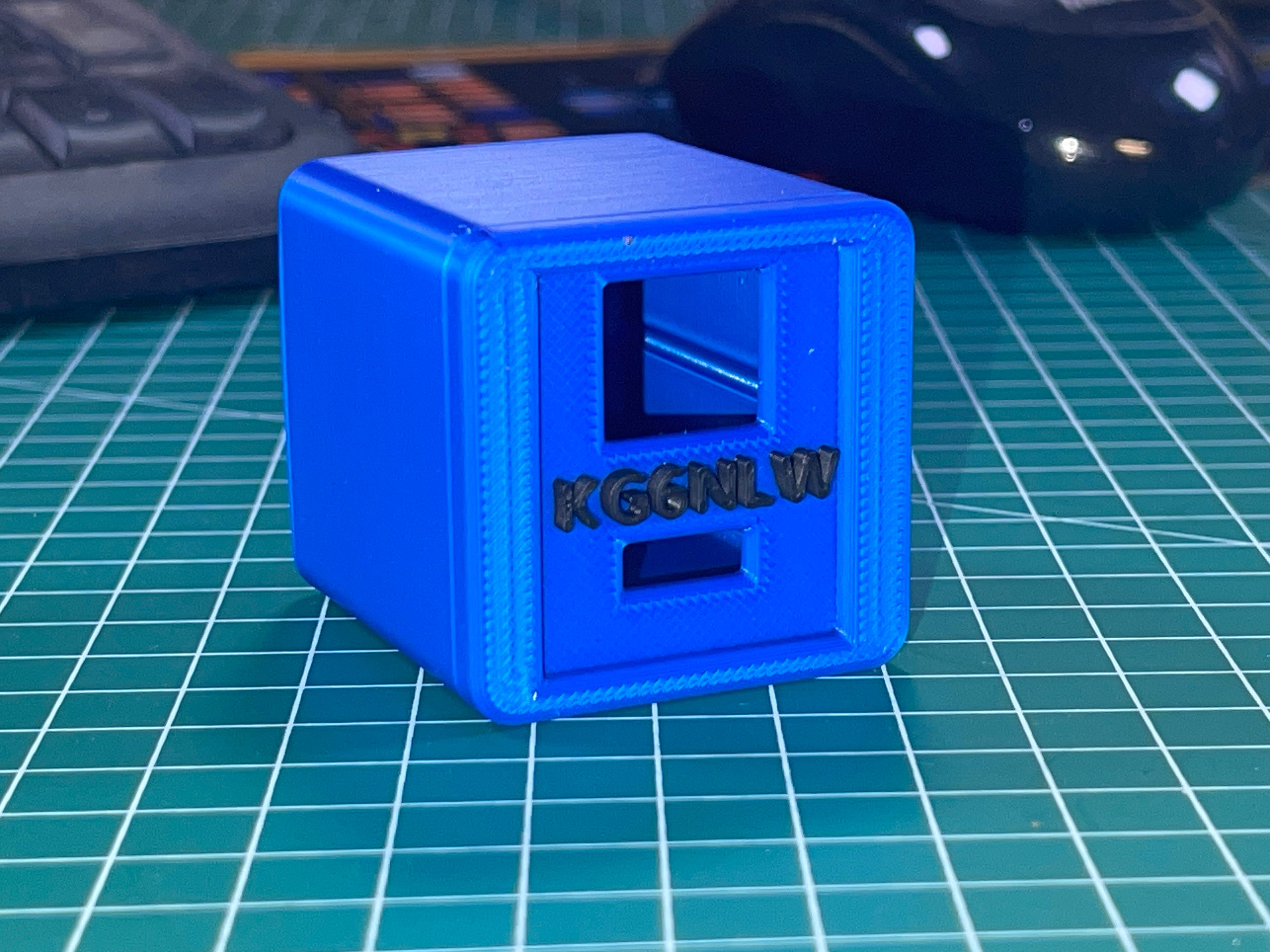 TOADs SHELL - BLUE - Magnet Door