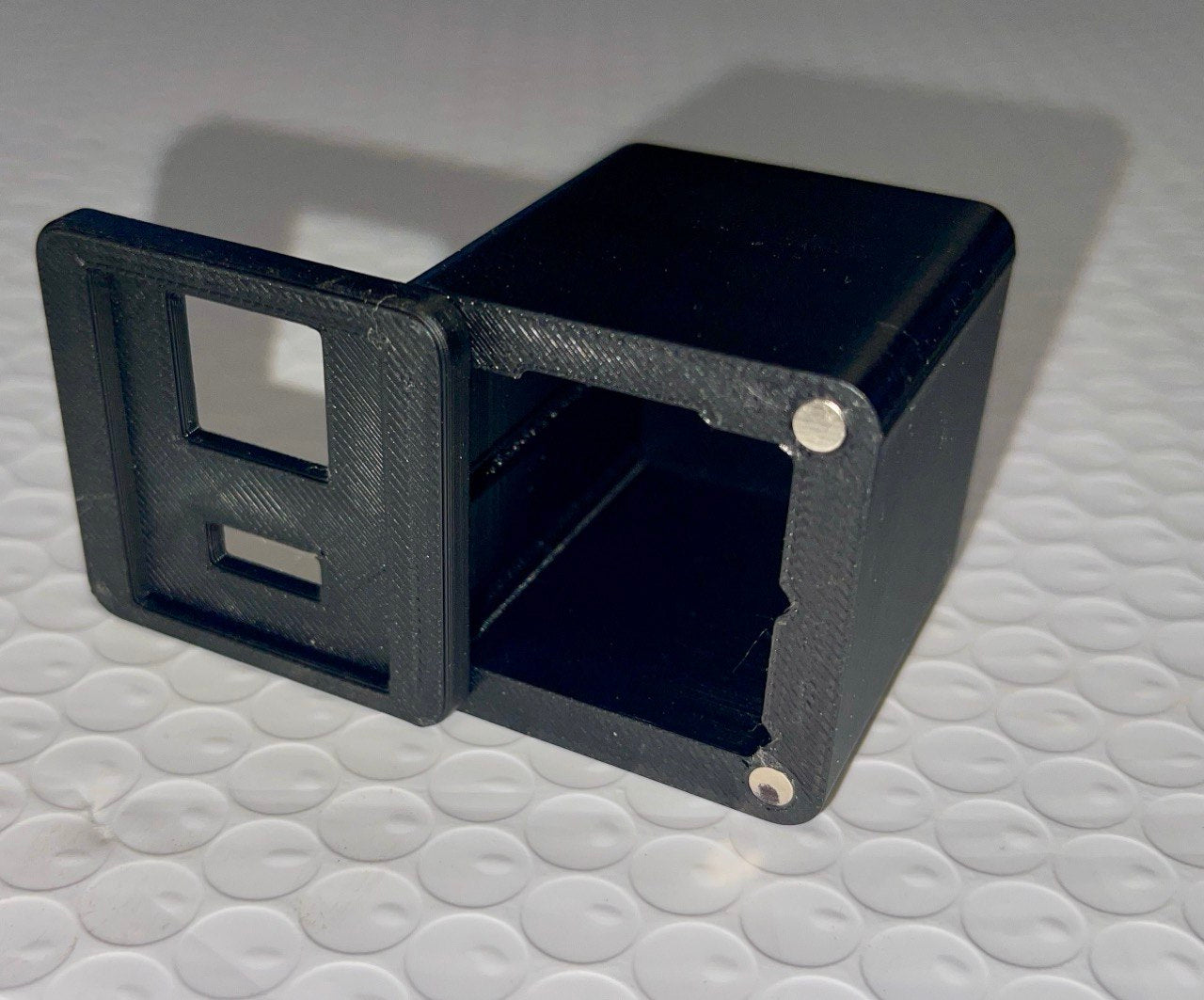 TOADs Shell - Black - Magnet Door